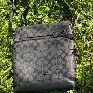 Coach Graham Flat Crossbody bag